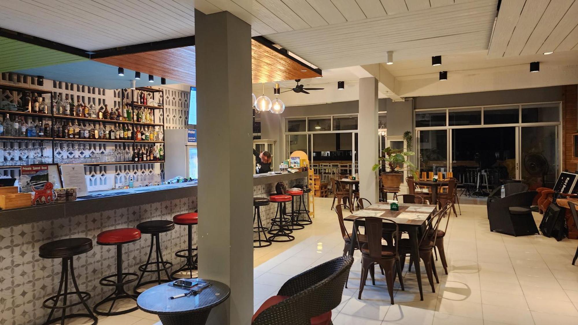 Irest Ao Nang Hostel Екстериор снимка