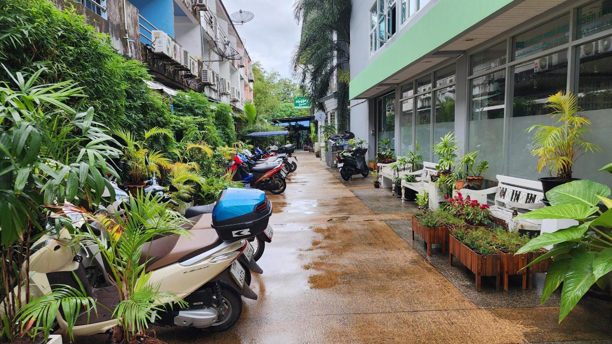 Irest Ao Nang Hostel Екстериор снимка