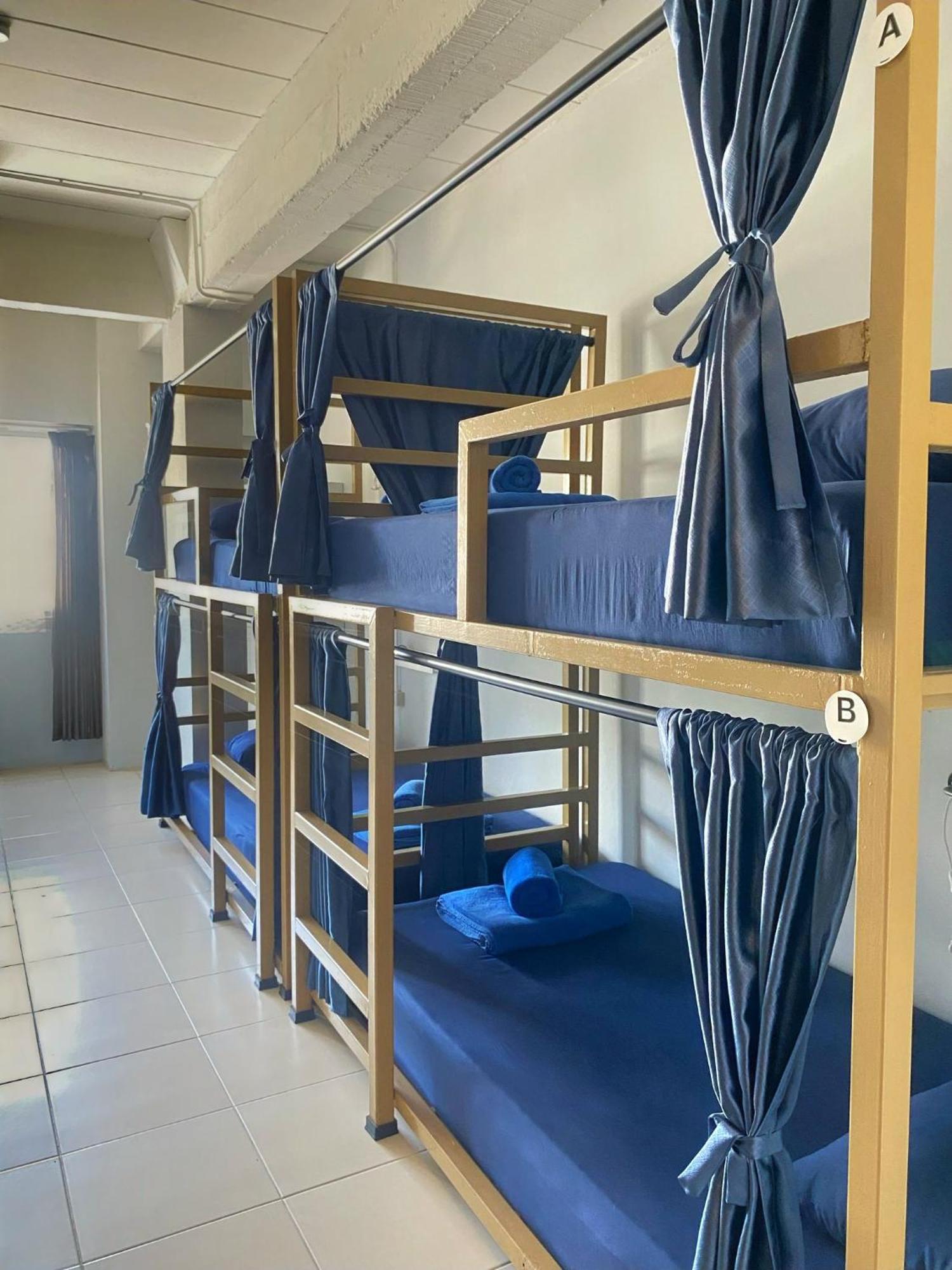 Irest Ao Nang Hostel Екстериор снимка