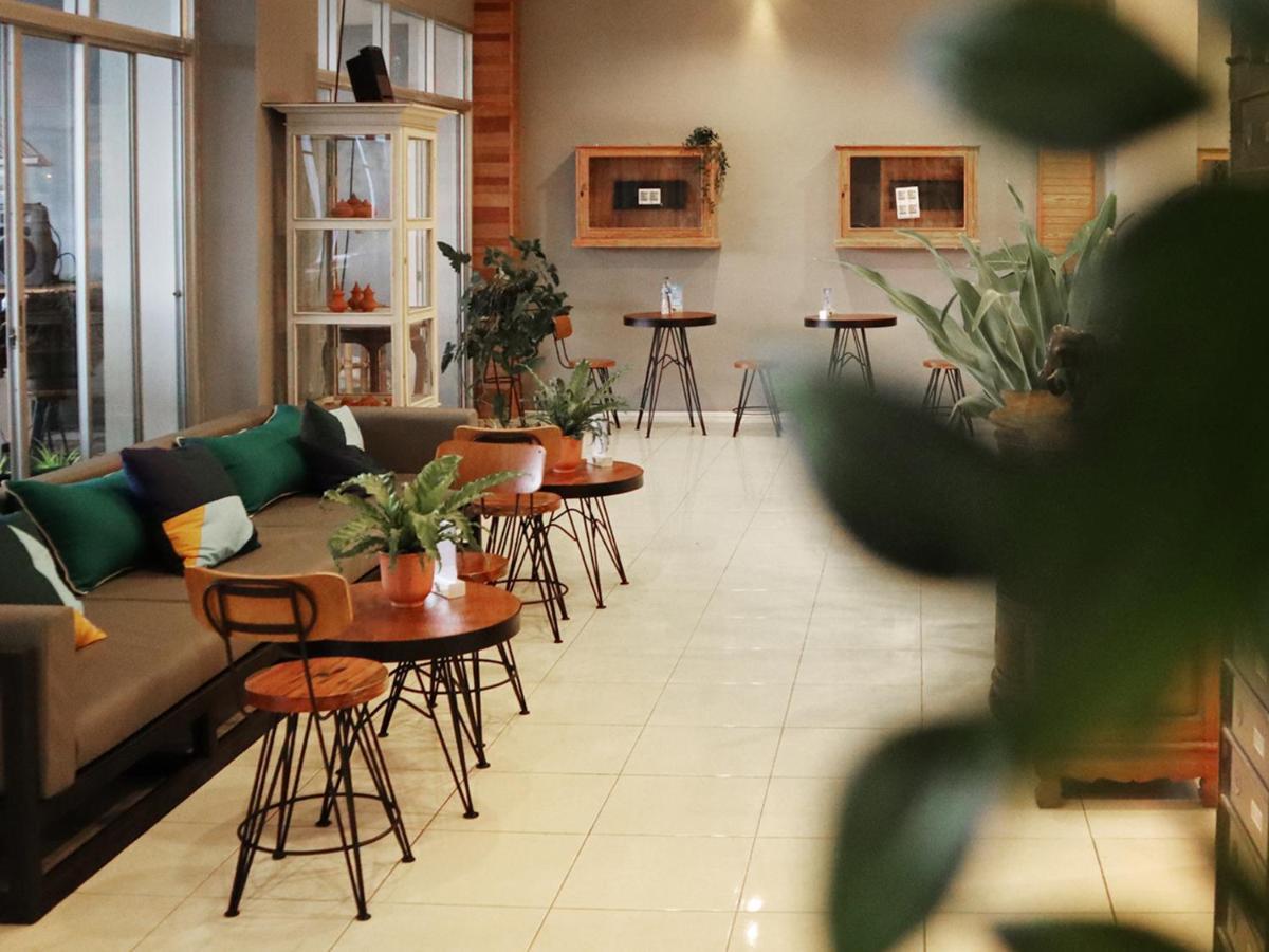 Irest Ao Nang Hostel Екстериор снимка